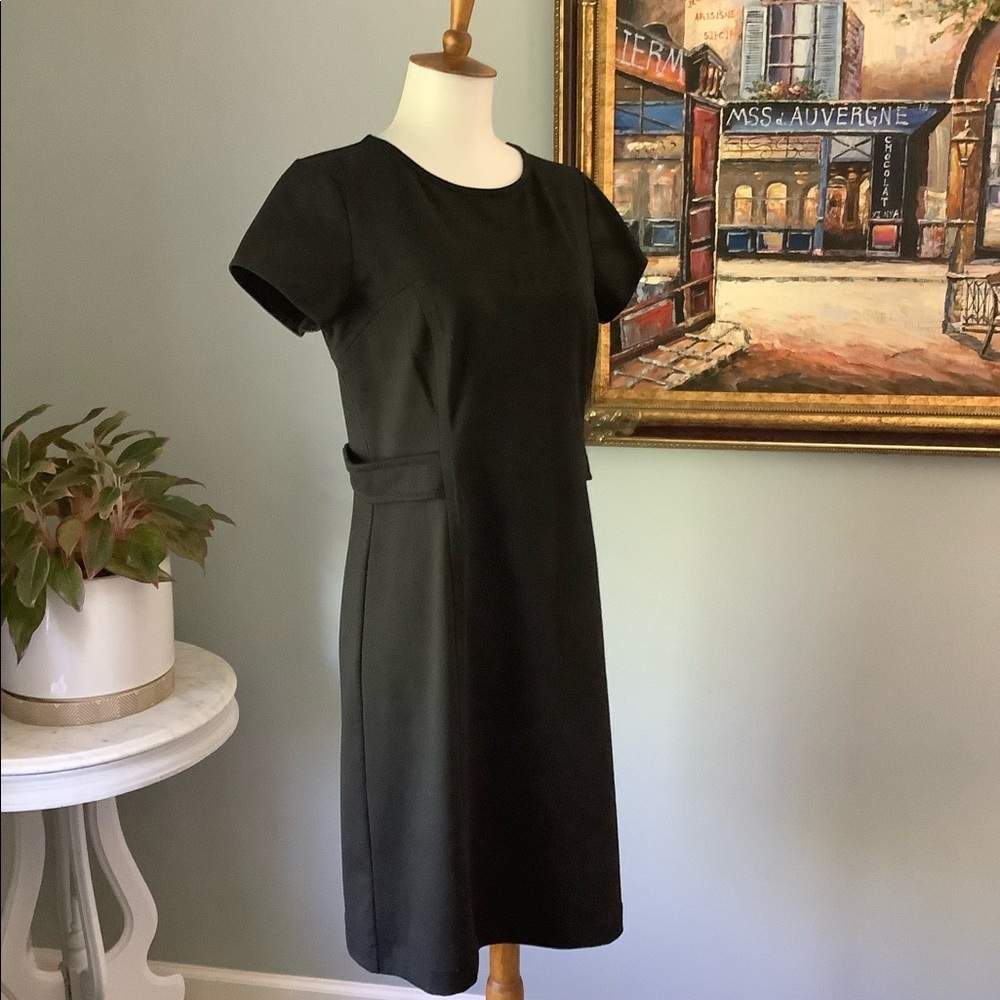 LOFT Black A-Line Knit Short Sleeve Dress Size 6